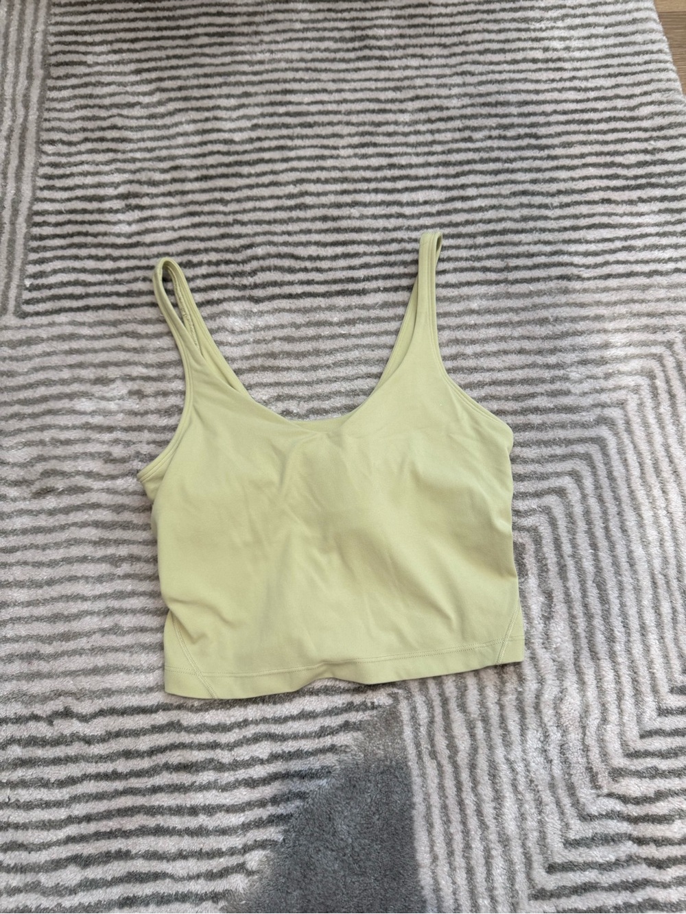 Lululemon Women’s Light Yellow Scoop Neck Tank Top